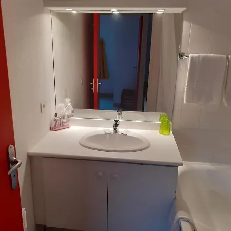 Gîte du Gua des Brasses au bord du lac de la Raviège La Salvetat-sur-Agout Extérieur photo